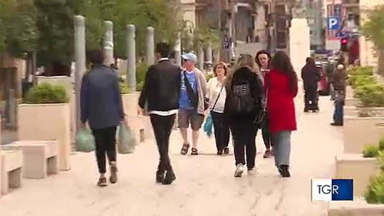 Università di Bari: professore accusato di "violenza sessuale in cambio di esami favorevoli