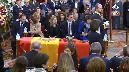 Sánchez encabeza la nutrida representación política