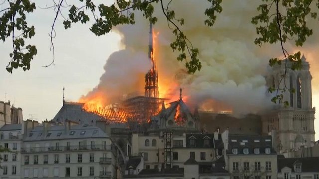 Нотр-Дам: законопроект о реставрации