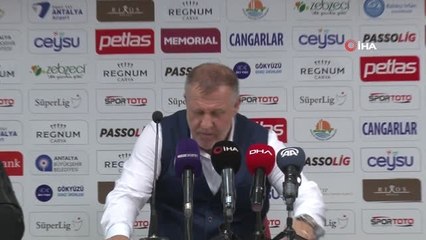 Mesut Bakkal: "İpten, Sehpadan İndik"