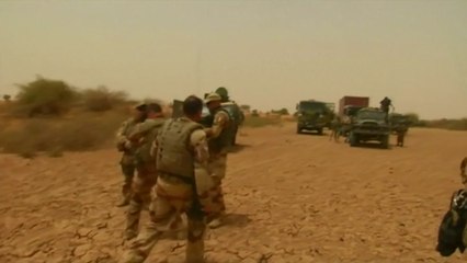 프랑스군, 교전 끝 한국인 등 인질 4명 구출 / YTN