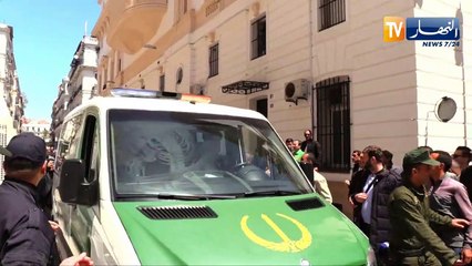 سياسة: المحكمة العسكرية تخطف الأضواء.. وإعتقال لويزة يشغل الفايسبوك