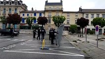 Bar-le-Duc : manifestation des gilets jaunes et sécurisation en cours autour de la préfecture de la Meuse