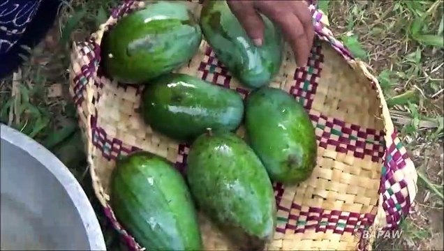Village Aliments Aigre-Douce Crus de Chutney à la Mangue préparé dans mon Village par ma Maman