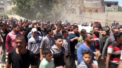 Gazze genç şehidini uğurladı