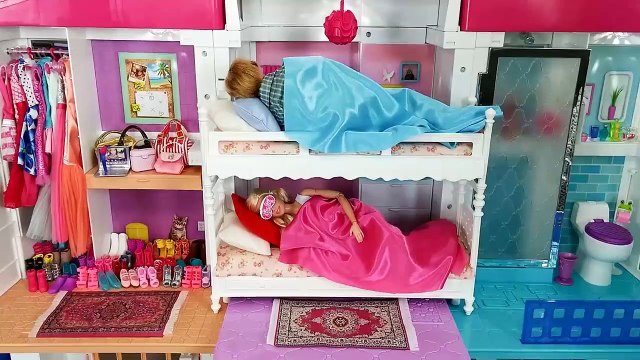 Barbie Ken Rapunzel Dream House Morning Routine for School باربي الصباح الروتين Barbie Beliche | Karla D.
