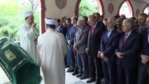 Cumhurbaşkanı Erdoğan, Fazlı Kılıç'ın annesinin cenaze törenine katıldı
