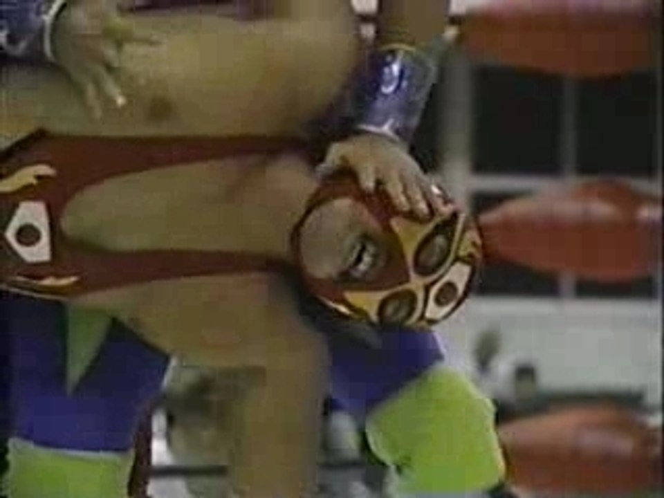 Super Delfin vs Sato (Dick Togo)