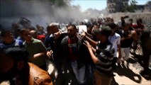 تشييع فلسطيني قتل بنيران إسرائيلية خلال مواجهات على حدود غزة