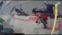 Vítimas precisam ajudar assaltantes a ligar moto