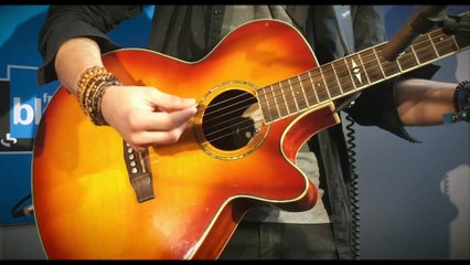 AZUR EN SCENE - WALK ON