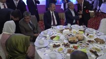 Bakan Gül, İftarda AK Parti'lilerle Bir Araya Geldi