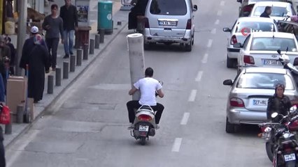 Motosikletleri Yük Taşımak İçin Kullanılıyor