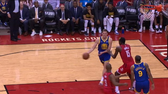 Livingston takes off for driving dunk as Warriors ground Rockets