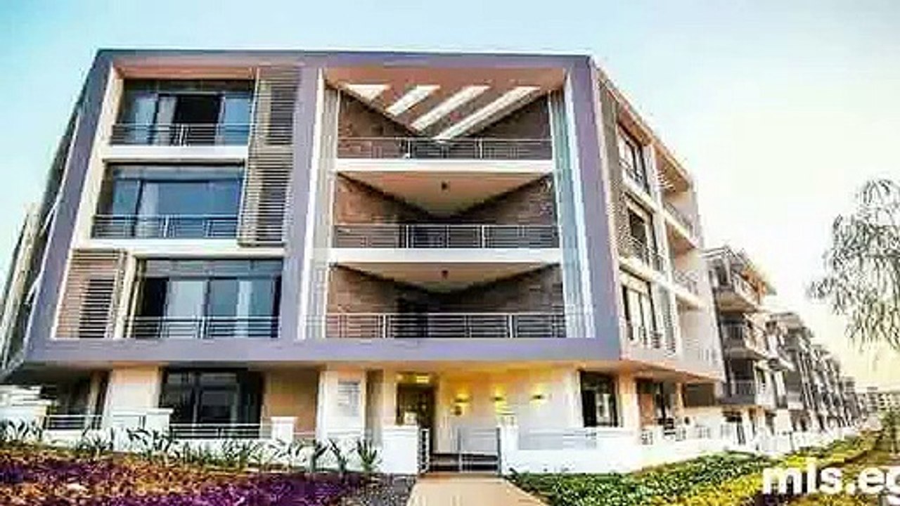 Penthouse 230 meters with roof 49 m for sale at t zone Taj city