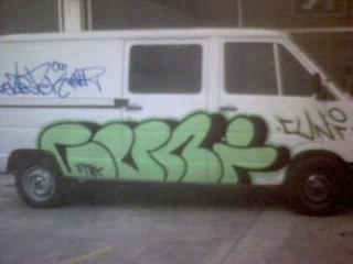 toile by némar graffiti