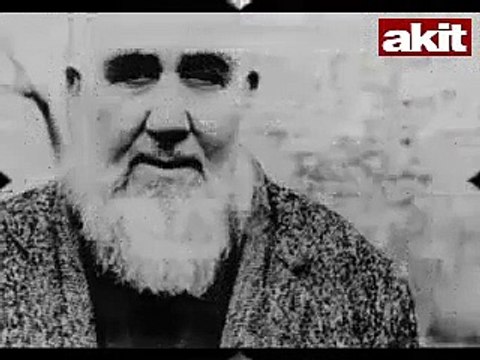 Zahid Kotku Hocaefendi'den Ramazan sohbeti: Vücut kuvvetlendikçe kalp katılaşır