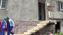 Gaziantep Fedakar Anne, Zihinsel Engelli Çocuklarına Bakıyor