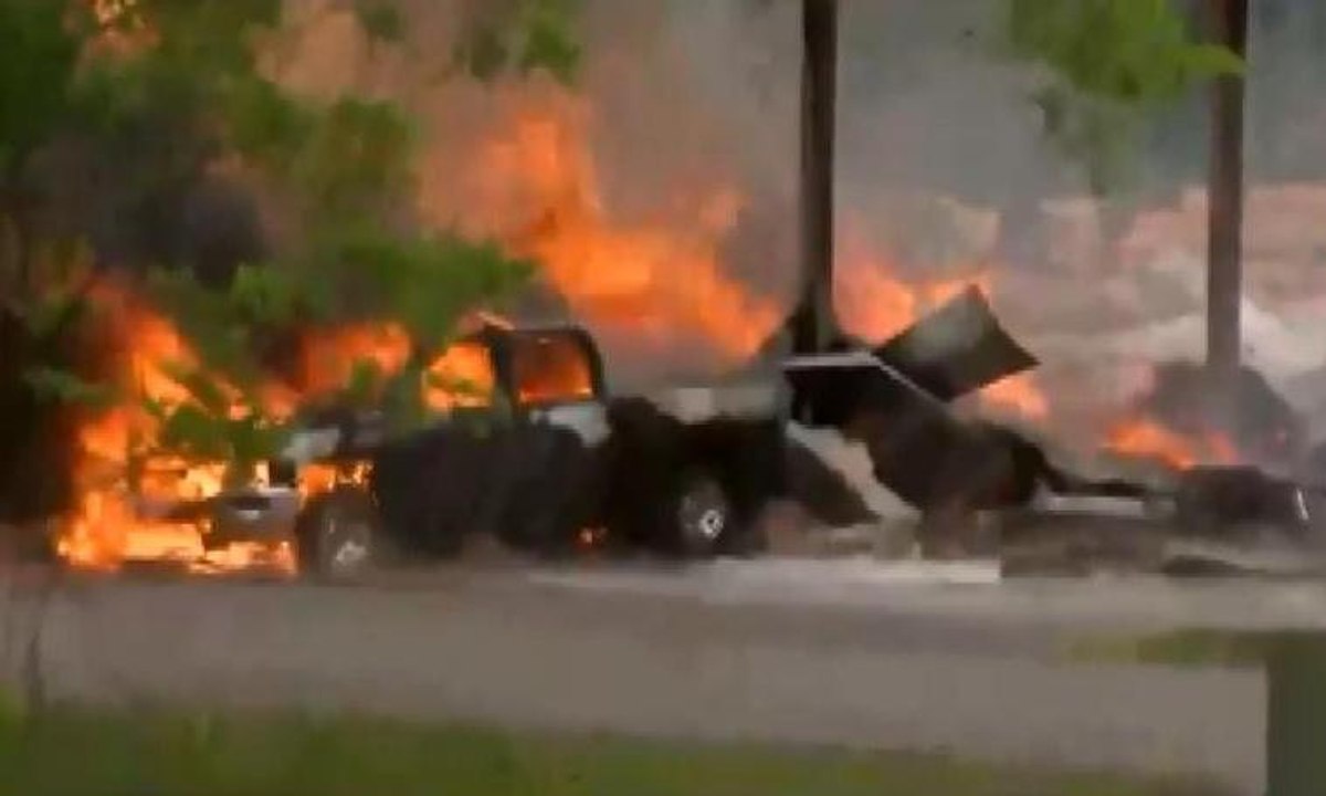 ABD’de akaryakıt istasyonunda patlama: 3 ölü, 4 yaralı