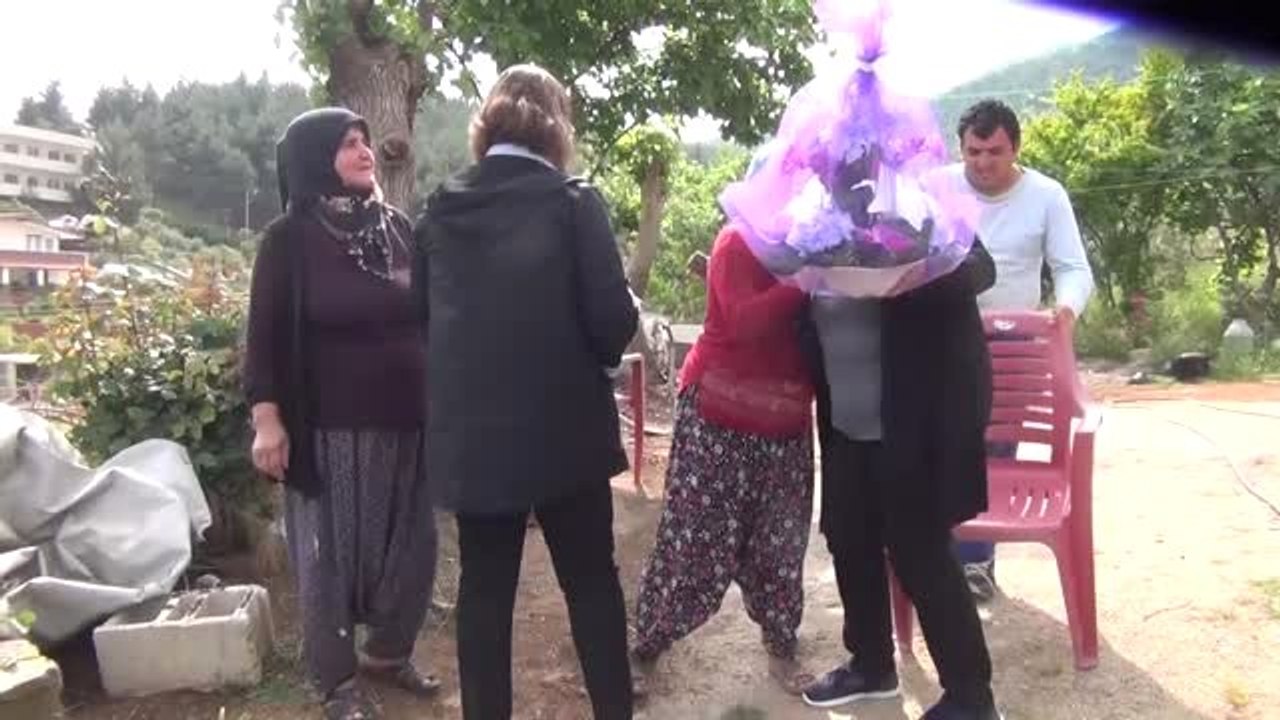 Engelli Çocuklarına Hem Annelik Hem Babalık Yapıyor