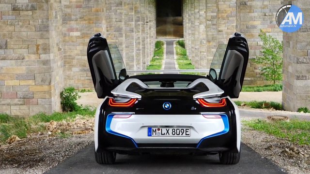 BMW i8 Roadster - DRIVE & SOUND!