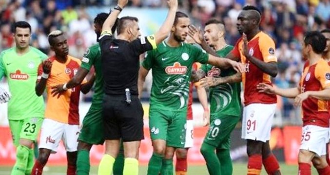 Çaykur Rizespor-Galatasaray Maçı Tekrarlanacak mı? Kural Hatası İddiası