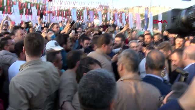 Erdoğan Nostaljik Tramvaya Bindi