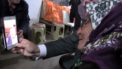 Cumhurbaşkanı Yardımcısı Oktay'dan 'Anneler Günü' sürprizi