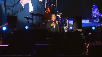 Julio Iglesias recibe un Grammy honorífico por su trayectoria