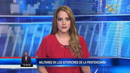 Militares en los exteriores de la penitenciaría