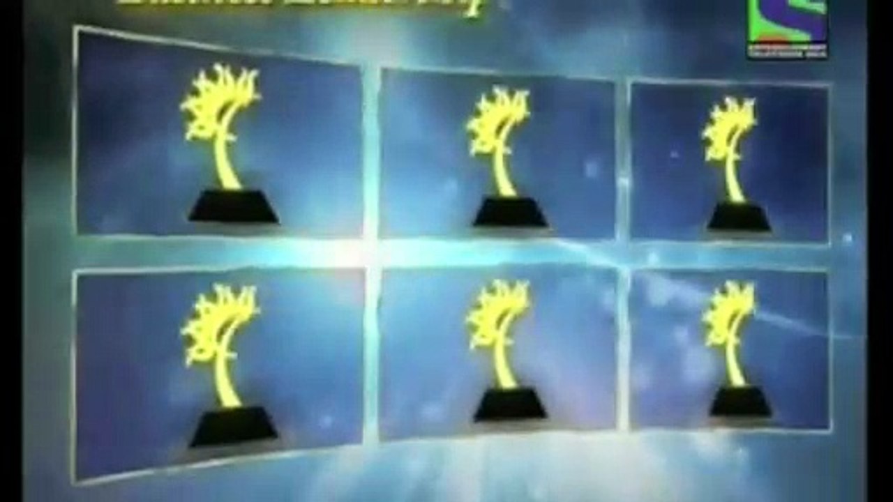 Gurbaksh Chahal Awarded by Sony TV Light of India Awards 2012