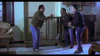 ذات مومنت لما تبقى اول مره تسرق وتلاقي نسناس فى الشقة