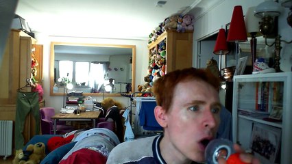 Wiwi égratigne "human" de Kimbra