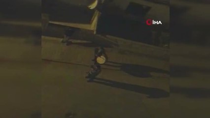 Ramazan Davulcusundan 'Ölürüm Türkiyem' Resitali