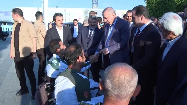 Cumhurbaşkanı Erdoğan Beyoğlu'nda Nostaljik Tramvaya Bindi