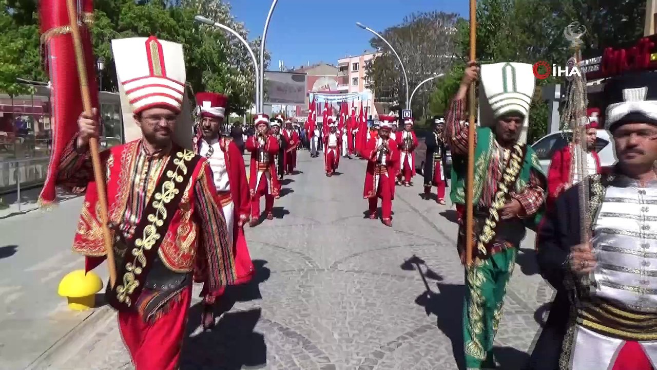 Karaman'da 'Türkçe aşkı vatan aşkı' yürüyüşü düzenlendi