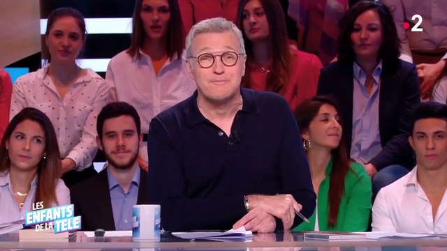 Rappelez-vous en 2001, quand Geneviève de Fontenay faisait ses besoins dans un sceau à champagne !