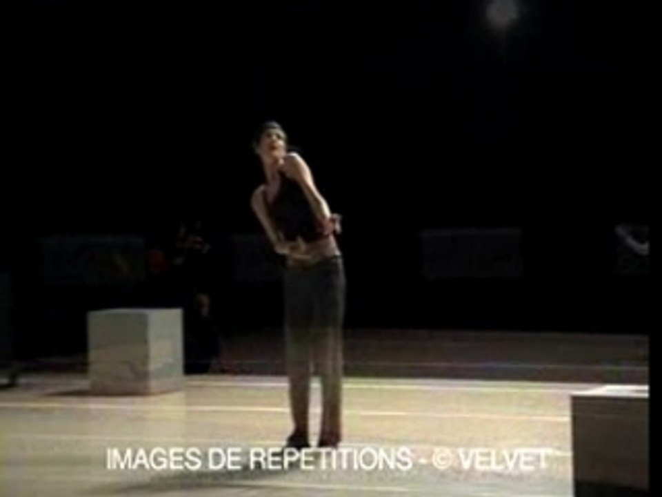 Surface-Velvet-Joanne Leighton