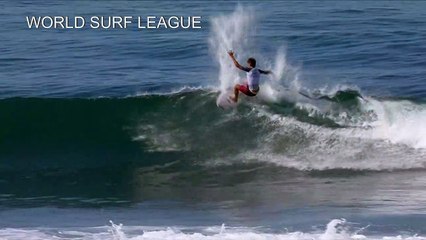 مراهق إندونيسي يهزم بطل العالم في ركوب الأمواج في بالي