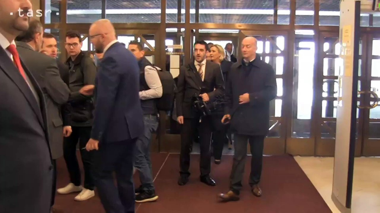 Strany francúzskej političky Marine Le Pen a SME RODINA chcú spolupracovať