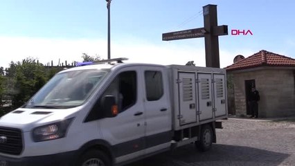 Kocaeli Ziftten Kurtarılan Köpek Bakıma Alındı