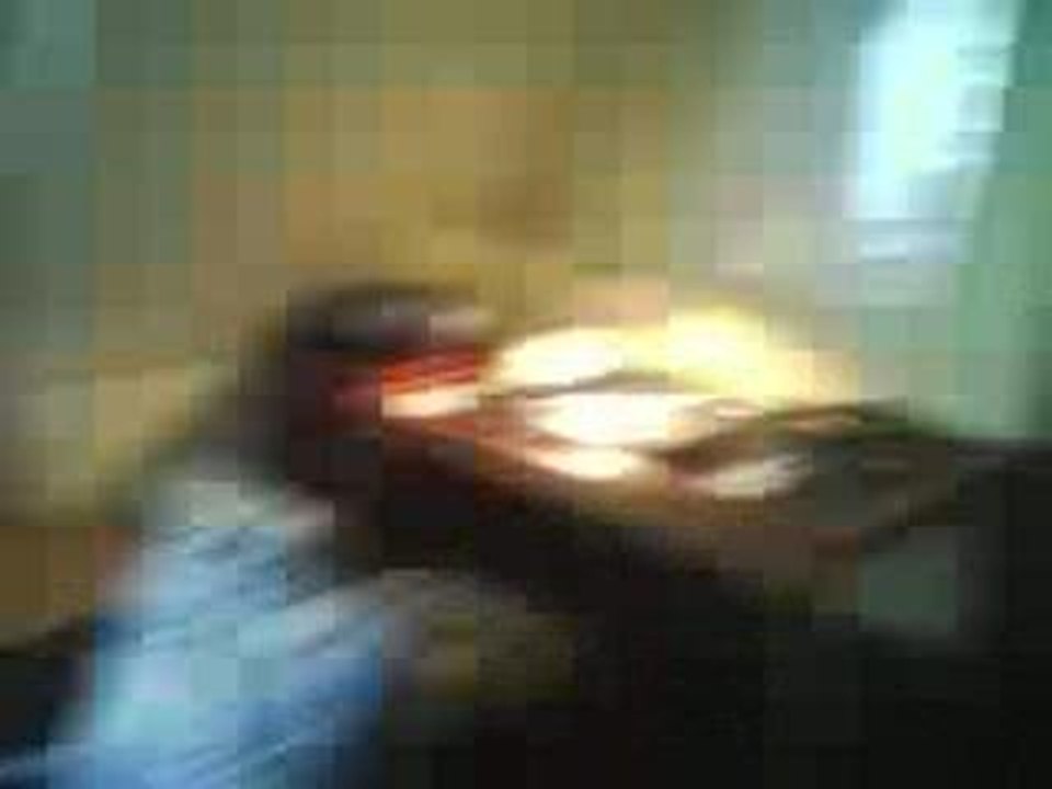 060406-0003
