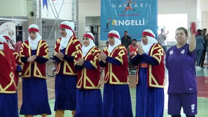 Engelliler spor şenliğinde eğlendi