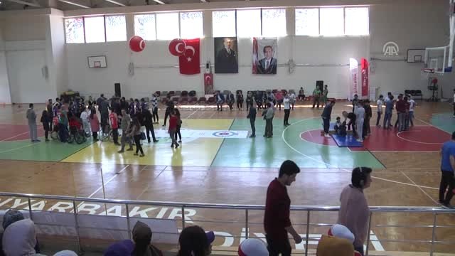 Engelliler Spor Şenliğinde Eğlendi