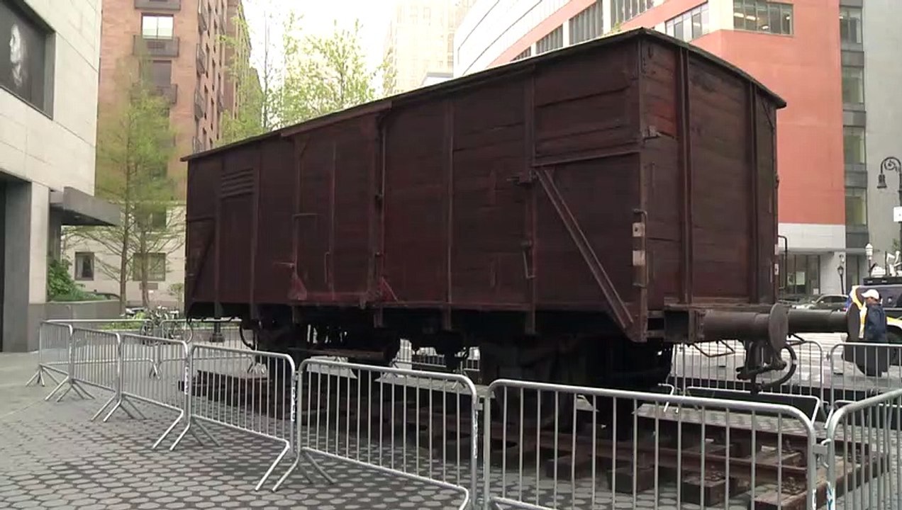Emotions, réflexions et souvenirs autour d'une exposition sur Auschwitz à New York