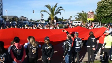 19 Mayıs'ın 100. yılında 1919 metrelik bayrakla yürüdüler - SAMSUN