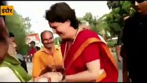 Women Chants Modi-Modi Slogans,Priyanka Gandhi stopped car,मोदी के नारे सुनकर रोक दी प्रियंका ने कार