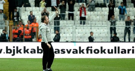 Sergen Yalçın, Taraftarın Israrıyla Sahaya Geri Döndü