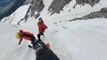 Ils skient sur une avalanche dans la montagne en Autriche... Hors Piste !