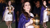 Nita Ambani stuns in traditional look at Mumbai Indians IPL 2019 victory celebration | Boldsky